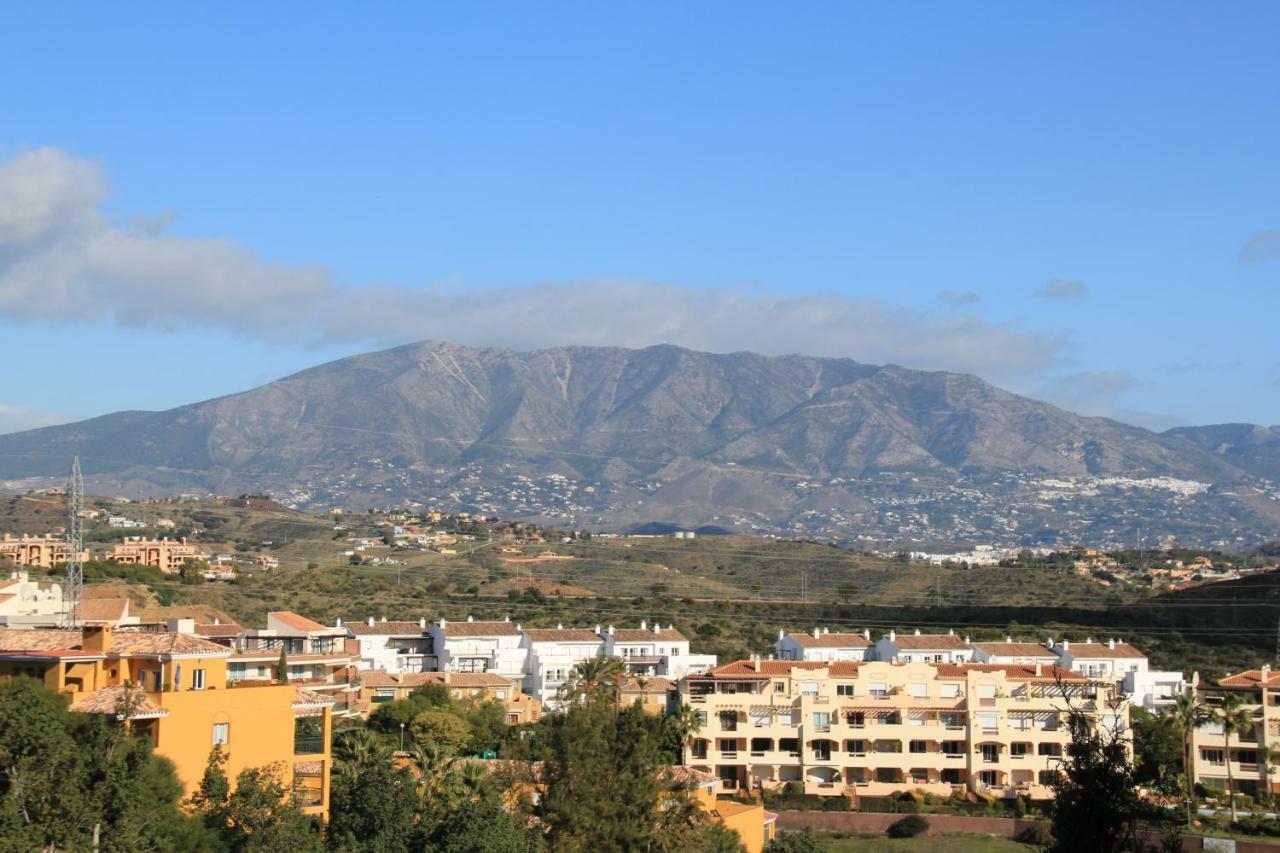 Miraflores Golf Gardens II Luxe Appartement at Riviera del Sol Sitio de Calahonda Eksteriør billede